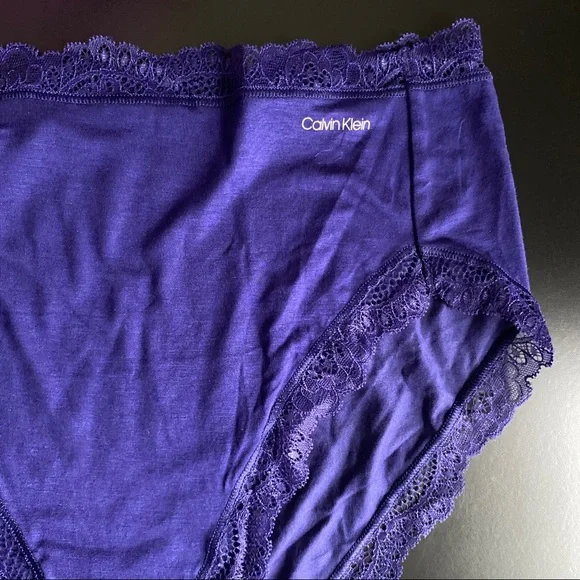 🌱 Calvin Klein Scallop Lace Trim High Waist Bikini In Purple Fuss - Picture 3 of 5